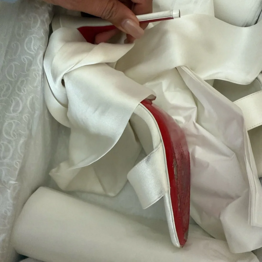 Christian Louboutin Ivory Sandale Du Desert - Picture 5 of 7